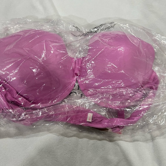 PINK VS Victoria Secret bra pink t-shirt wear everywhere lightly lined 42C - Picture 7 of 8